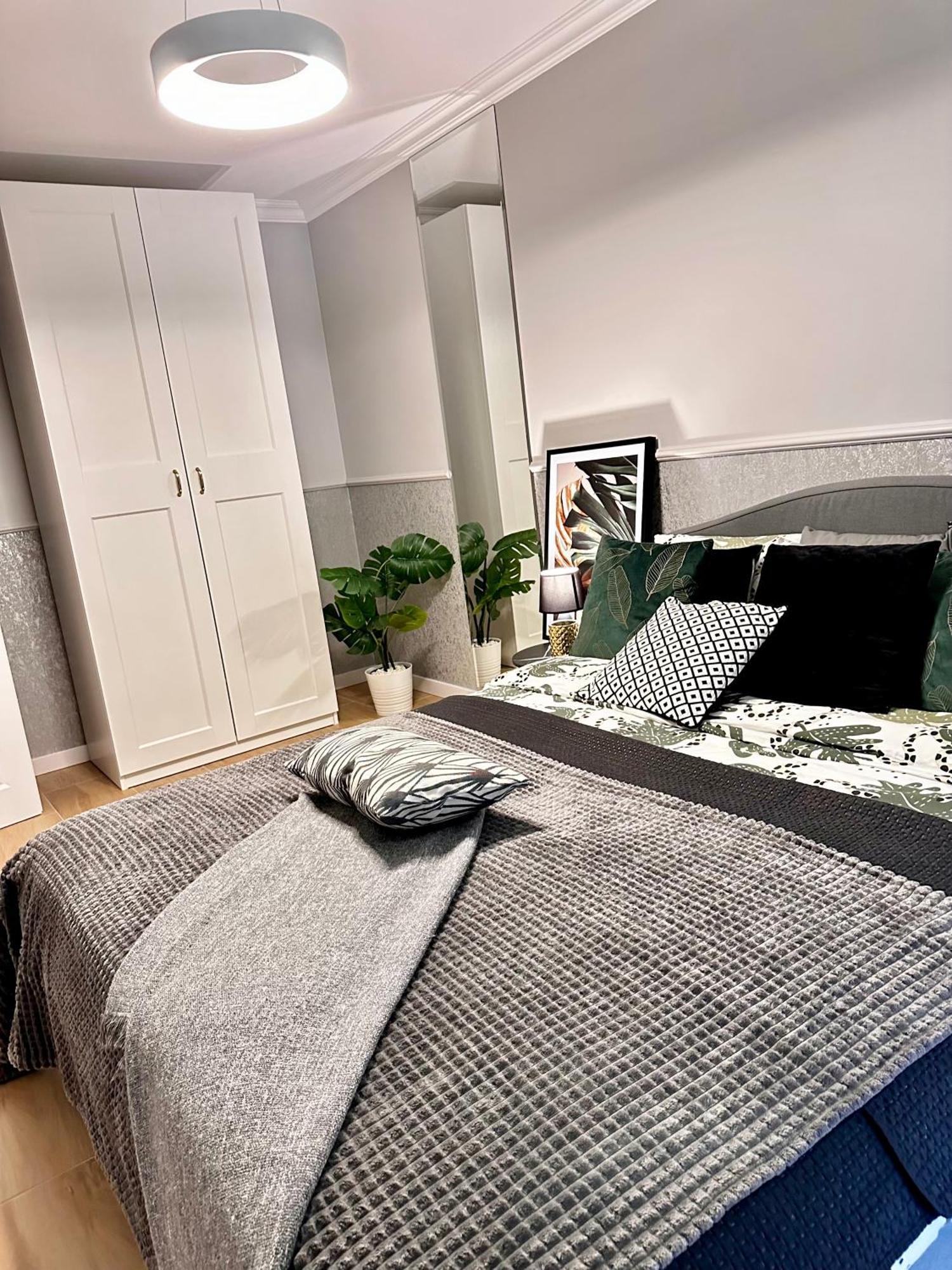 Apartamenty Kielce- Klonowa Nad Zalewem, 1-13 Osob, Faktura, Parking, Centrum Bagian luar foto