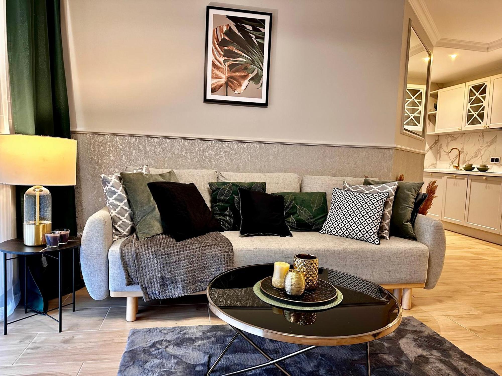 Apartamenty Kielce- Klonowa Nad Zalewem, 1-13 Osob, Faktura, Parking, Centrum Bagian luar foto