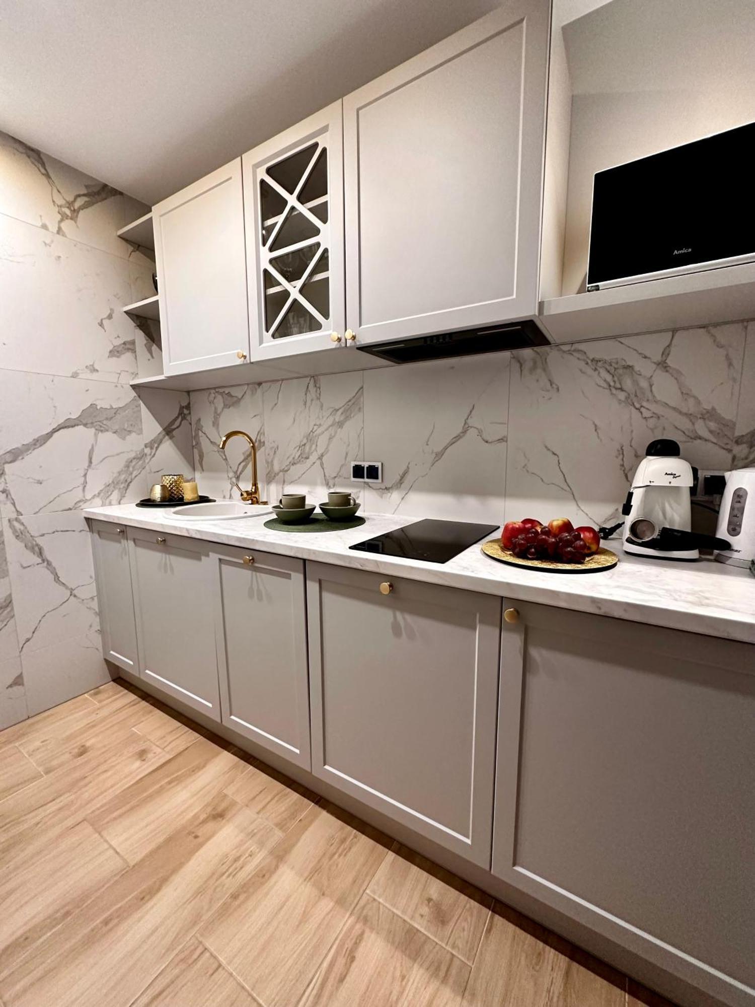 Apartamenty Kielce- Klonowa Nad Zalewem, 1-13 Osob, Faktura, Parking, Centrum Bagian luar foto